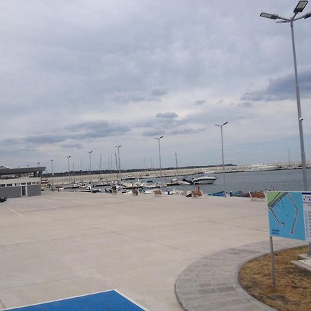 Emona Apartment Burgas Luaran gambar