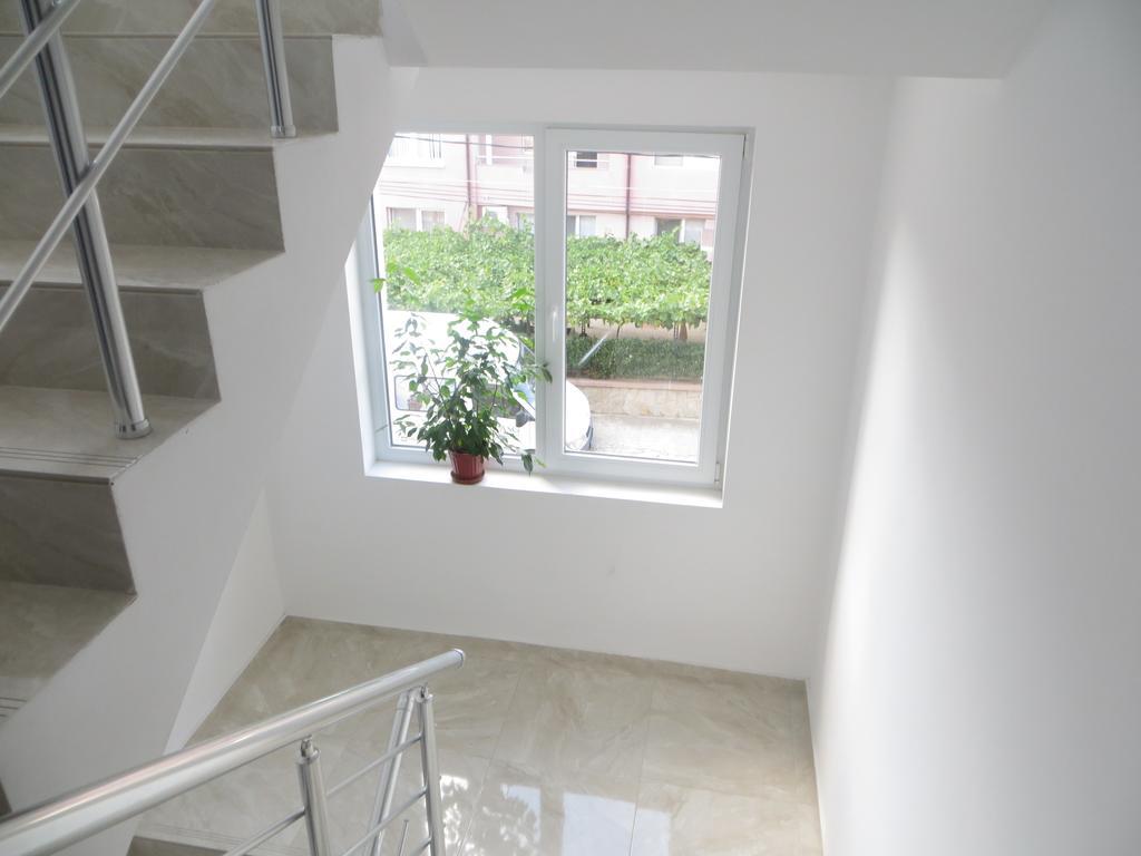 Emona Apartment Burgas Luaran gambar