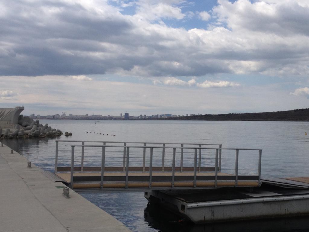 Emona Apartment Burgas Luaran gambar