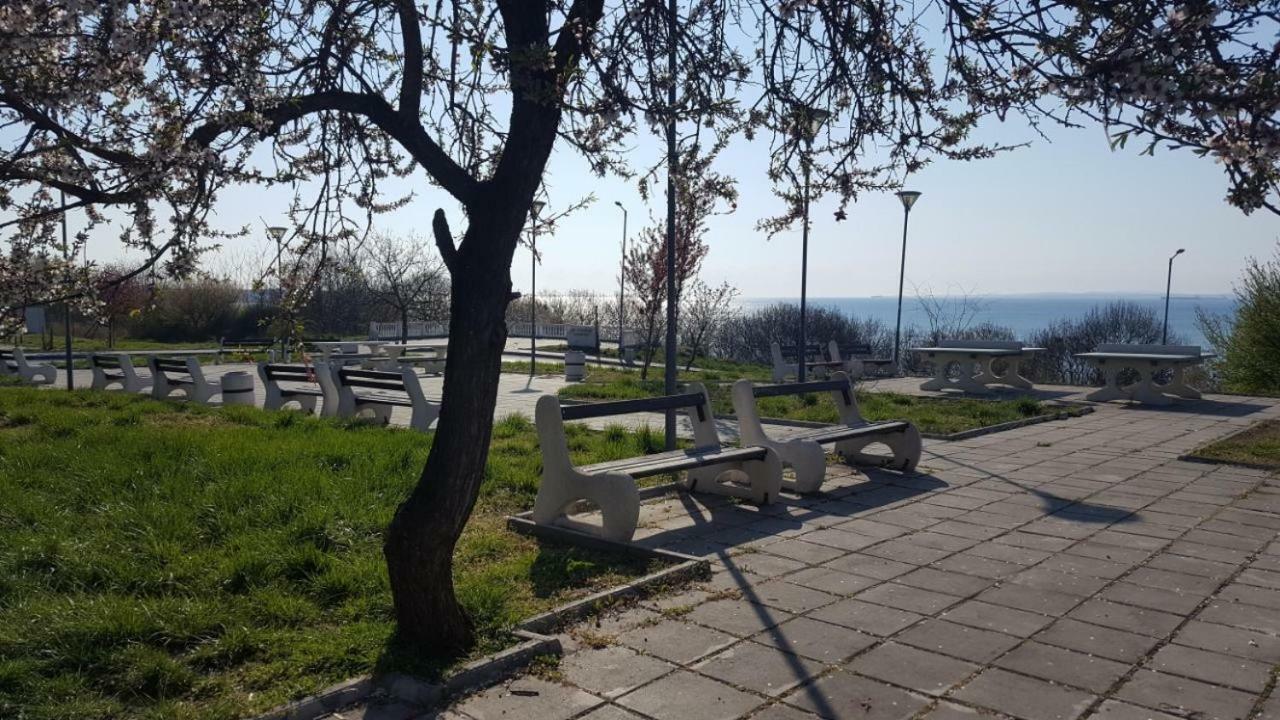 Emona Apartment Burgas Luaran gambar